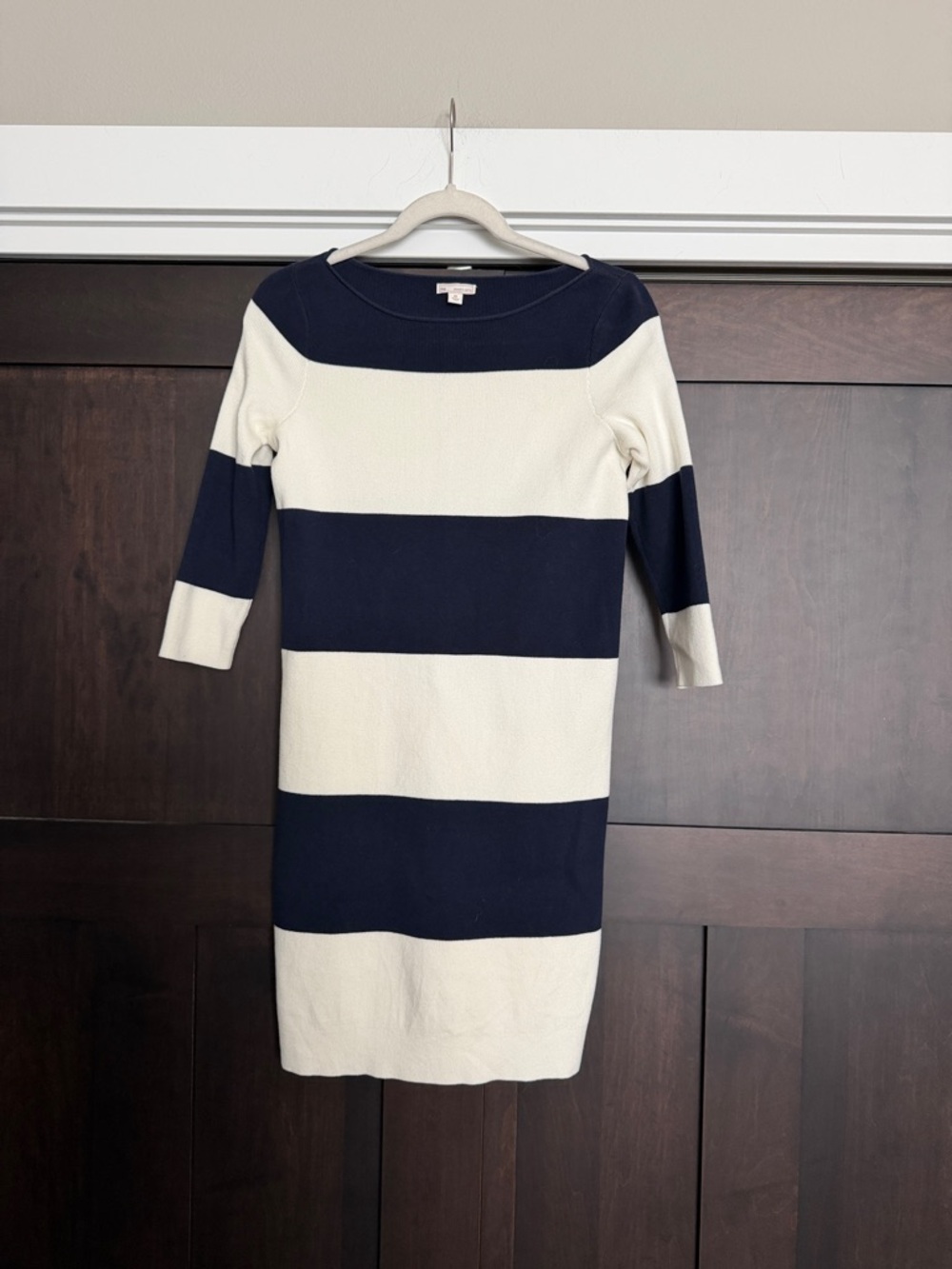 Gap Women’s Navy and Ivory Striped Knit 3/4 Sleeve Sweater Dress size XS
